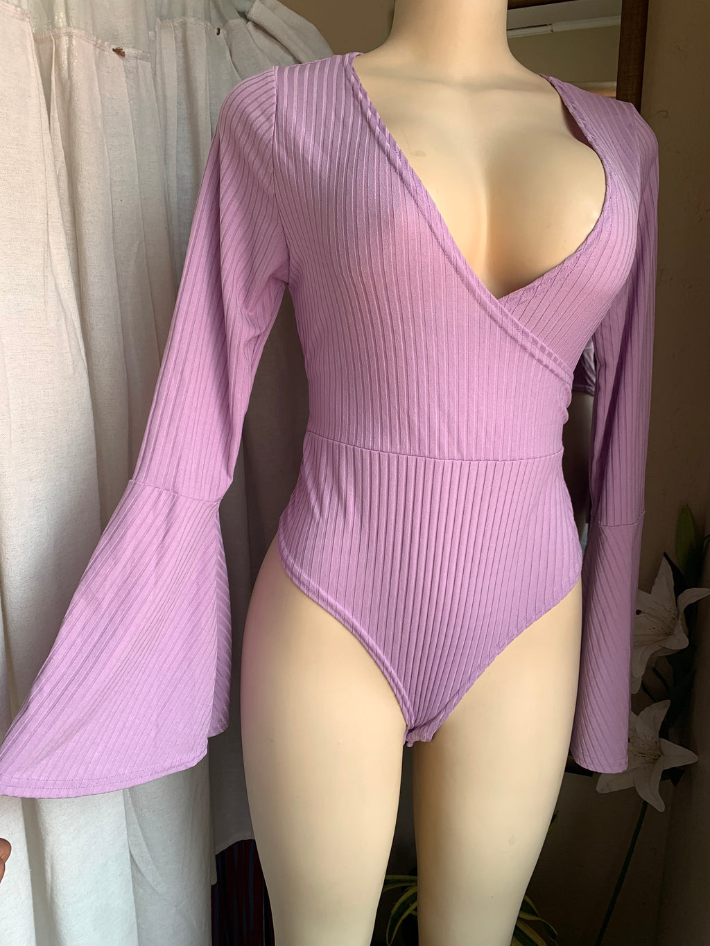Lavender long sleeve ribbed bodysuit with tie back … US 8 / M