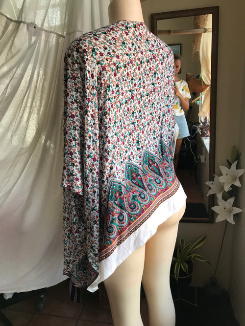 'Do everything in love' Fine floral Print coverup >>> one size
