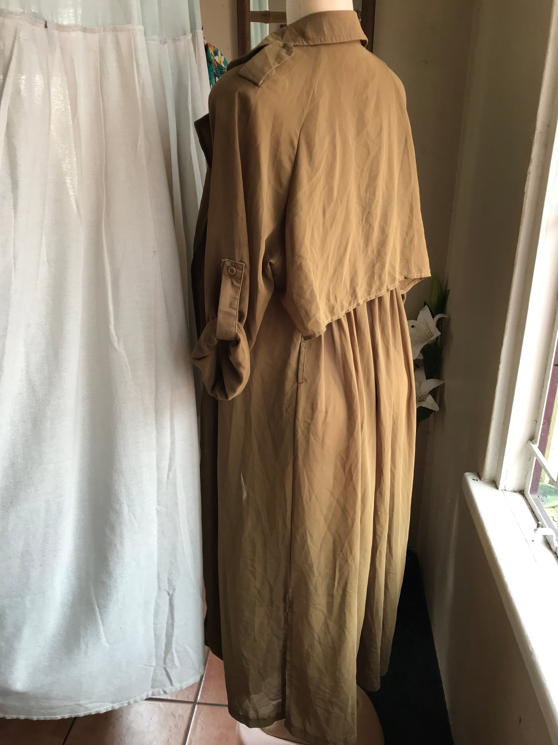 Army green sheer trench coat maxi >>> m