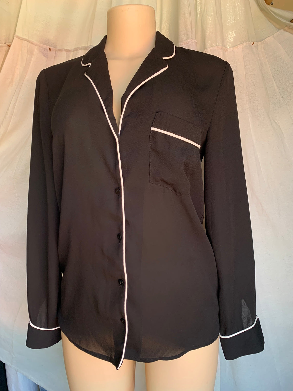 ZARA white trim black button shirt … s
