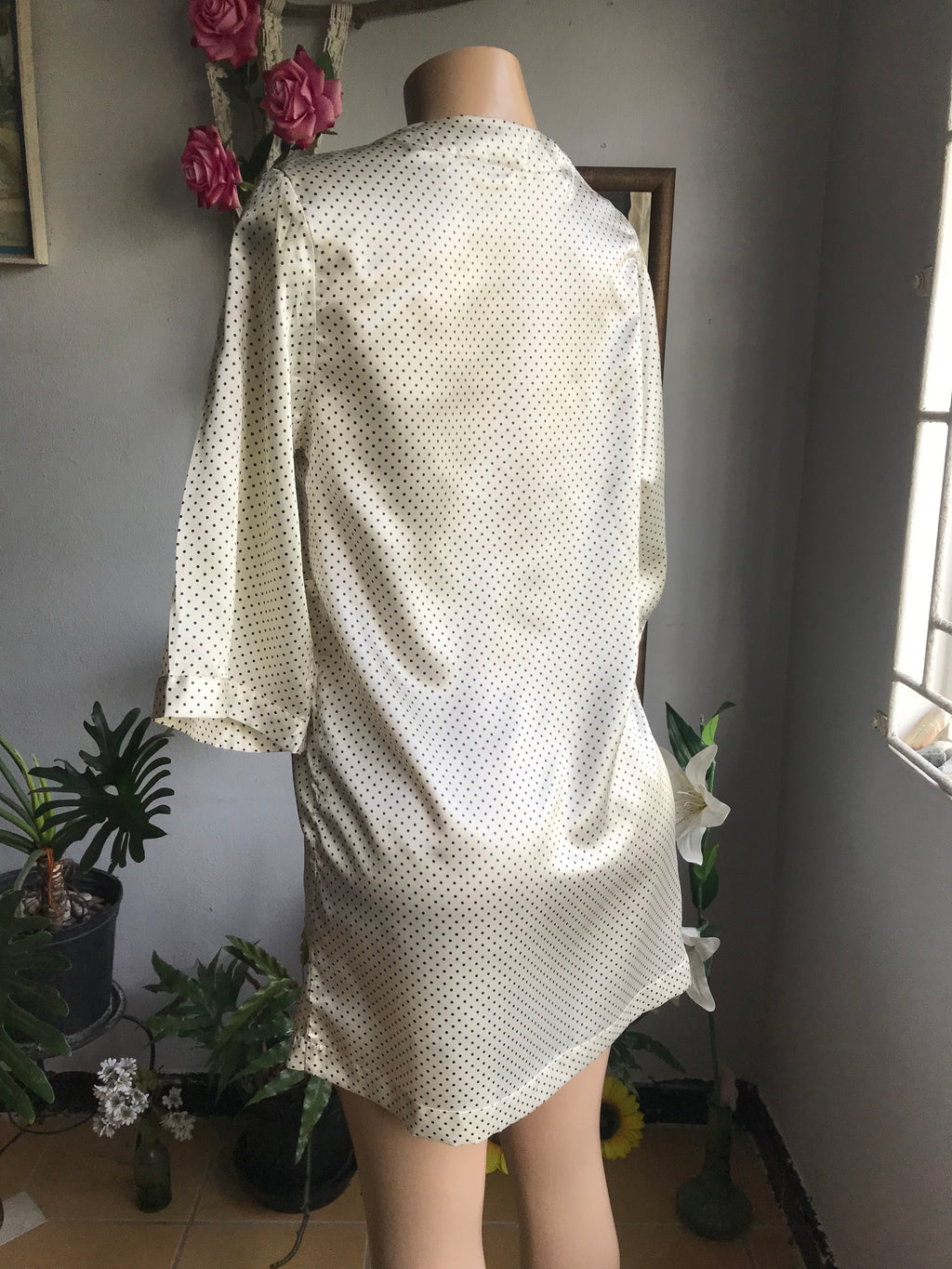 Fine polka dot silky robe ... xs/ to m