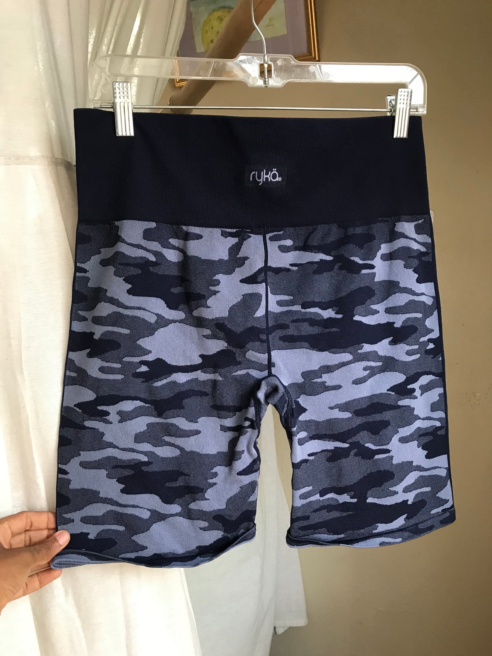 blue grey camouflage exercise shorts /xl