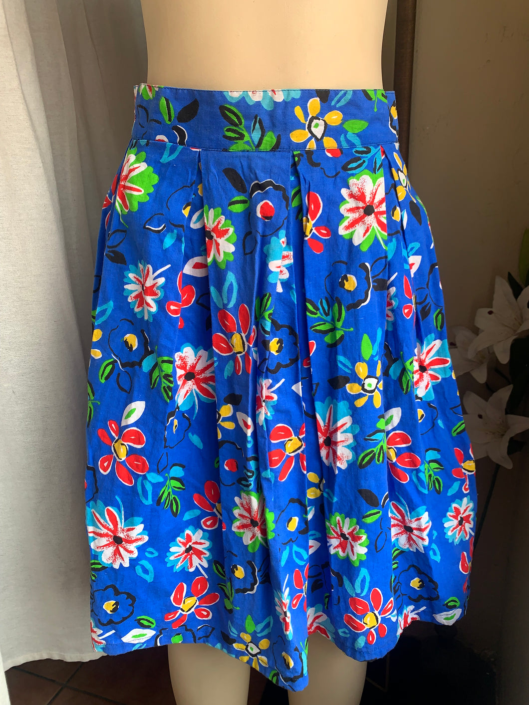 Blue floral cotton A-line skirt s/m