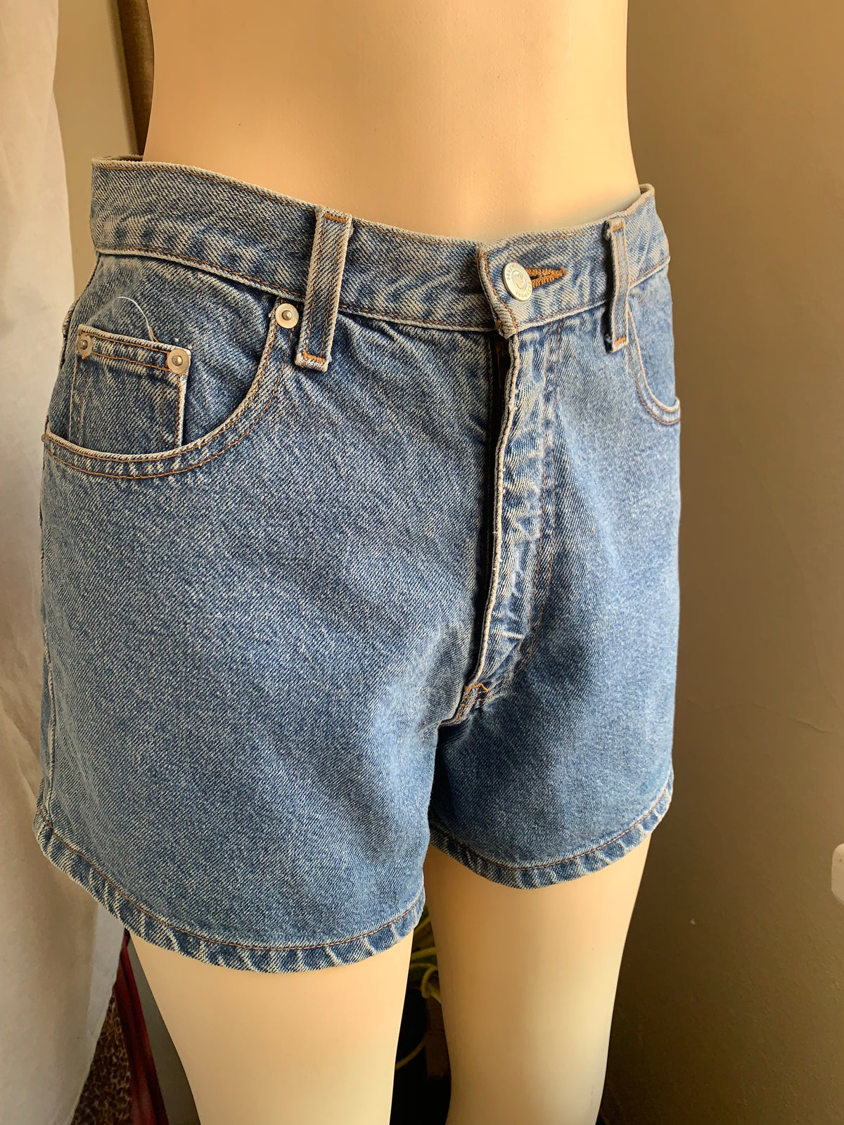 vintage mom shorts ^^^ S