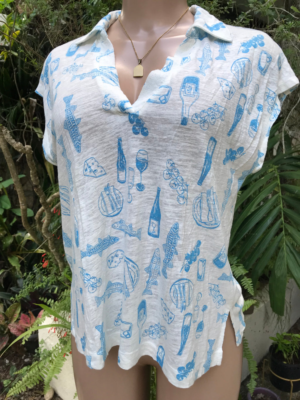 Vintage Wine & Cheese Print Organic Collared Tee Blue White,,, S to M ...