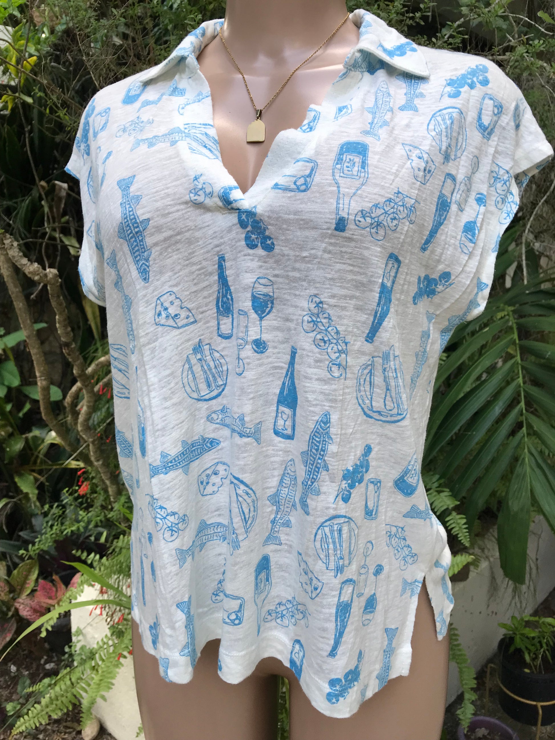 Vintage Wine & Cheese Print Organic Collared Tee Blue White,,, S to M ...