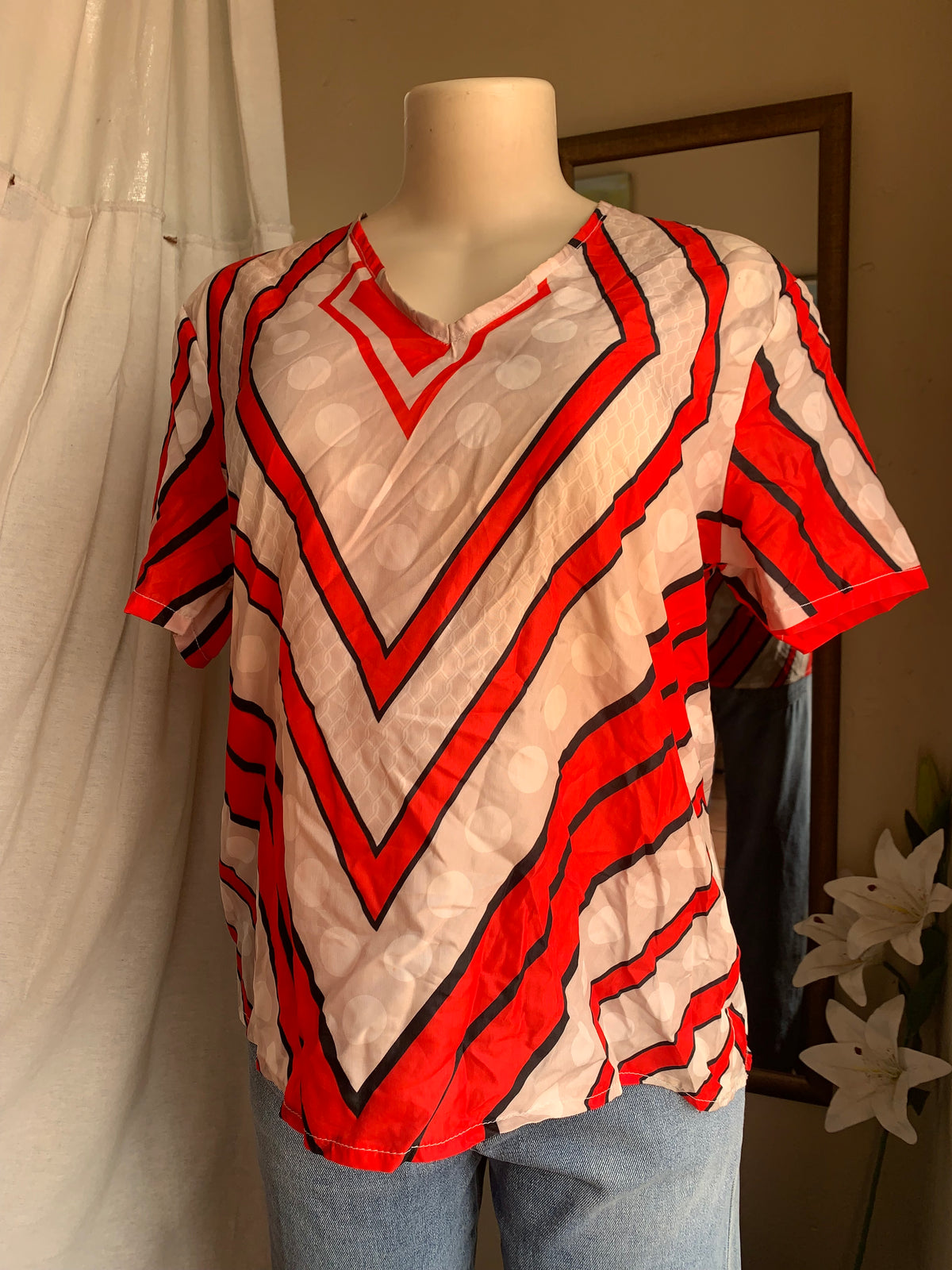 red geo print retro blouse … M