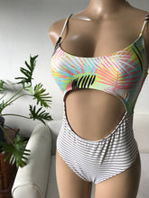 Load image into Gallery viewer, Rip curl one piece Stripe tropical swim. Adjustable strap • M
