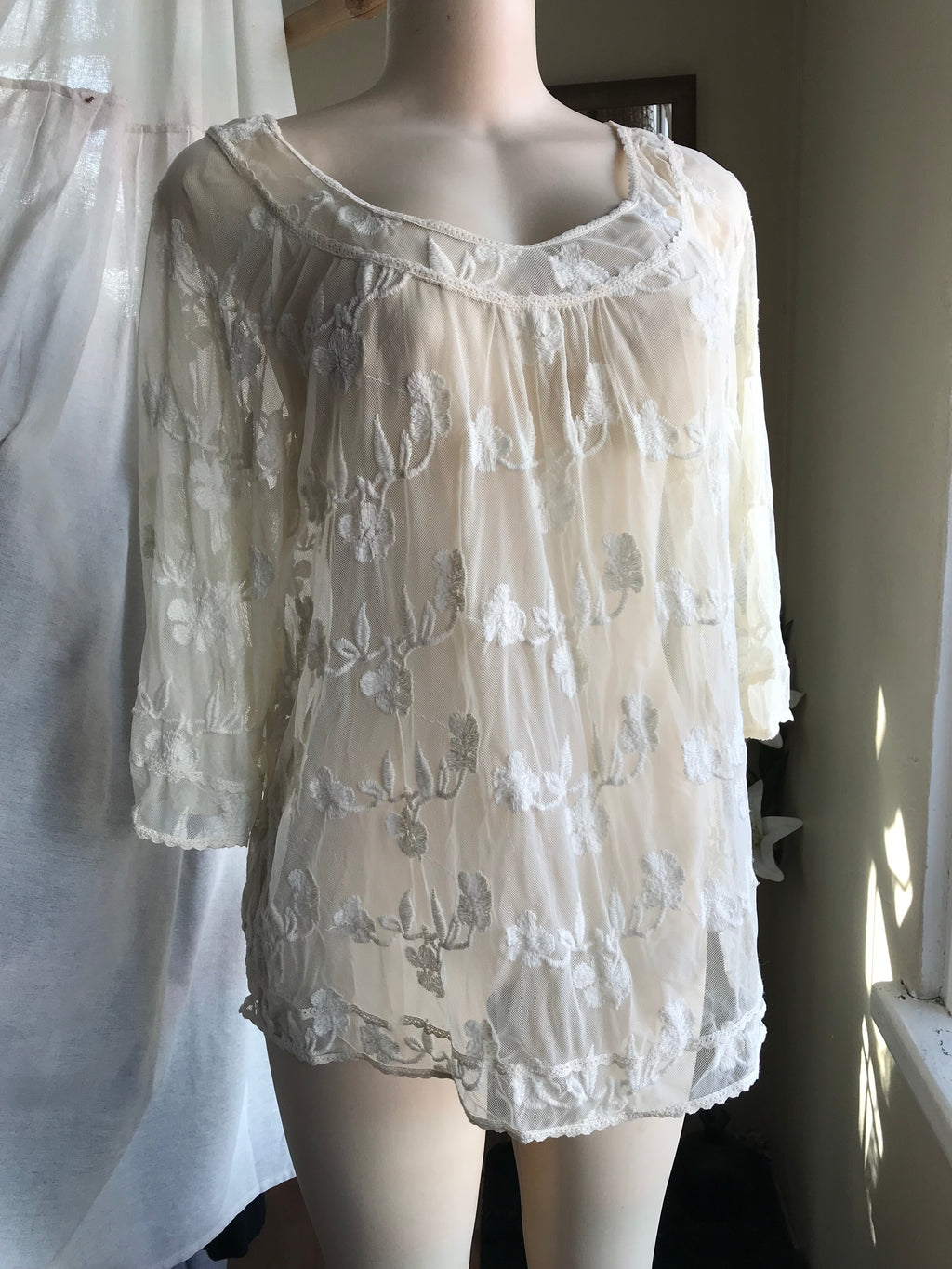 vintage lace floral long sleeve top ... L/XL ^^^