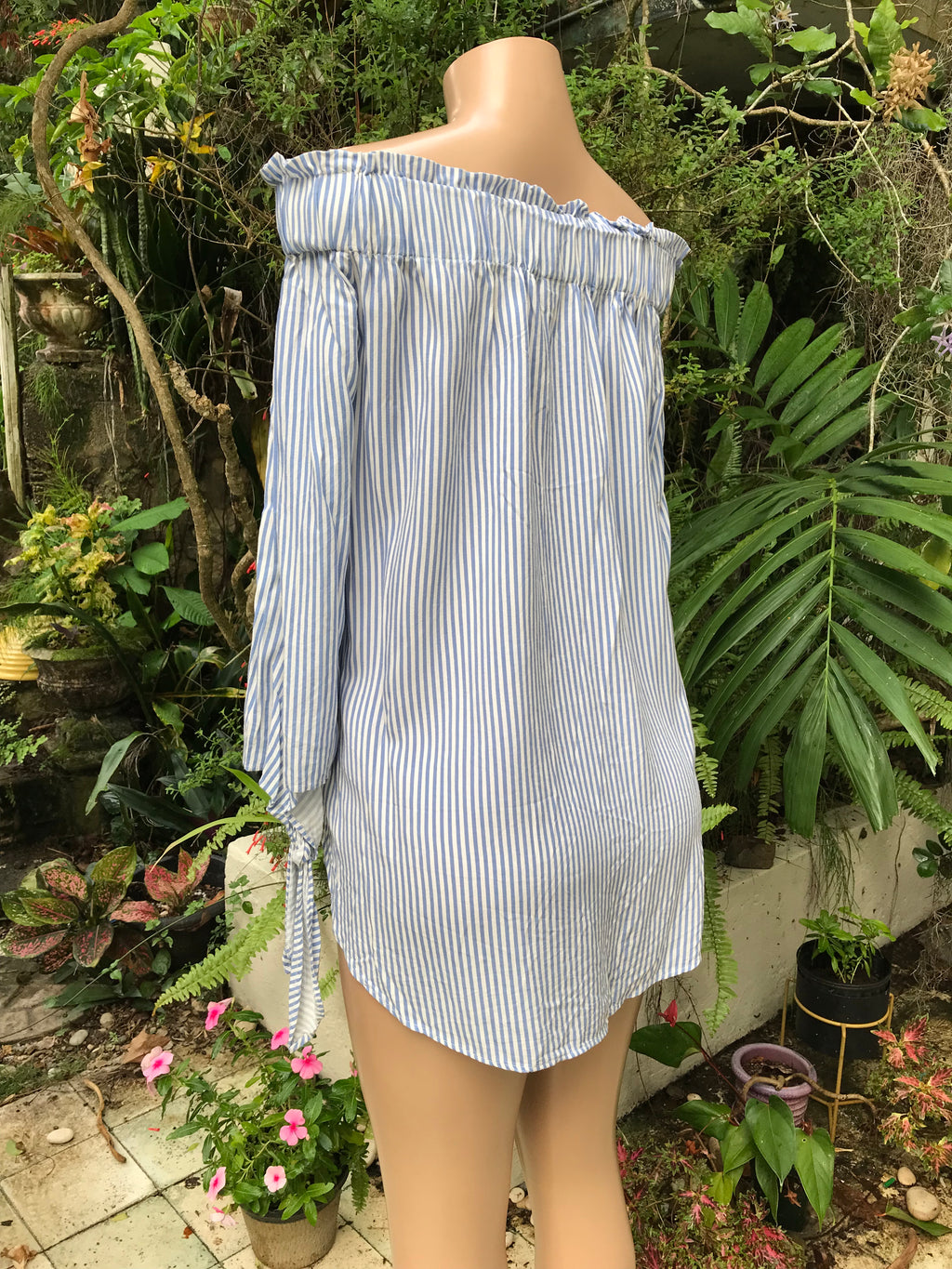 Blue stripe Rayon off the Shoulder Blouse Tied Sleeve ... L to Plus/XL