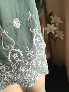 100% Cotton Dusty green off the shoulder embroidery blouse ... /XL lll ,,,