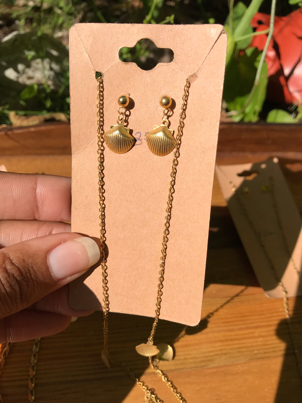 New gold dangle shell NECKLACE & EARRINGS set *** Non tarnish