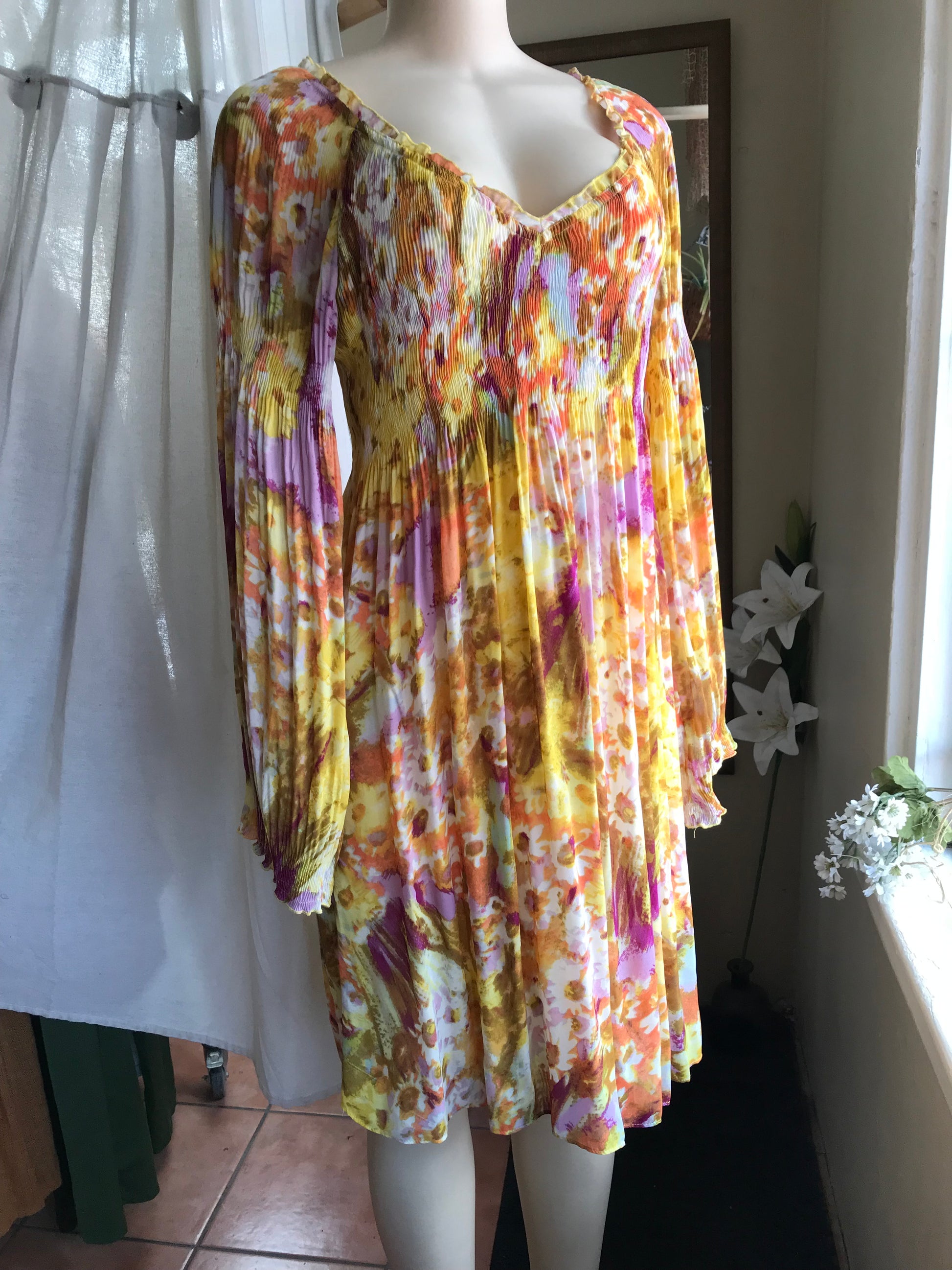 sunday lemonade long sleeve floral shirred dress. L