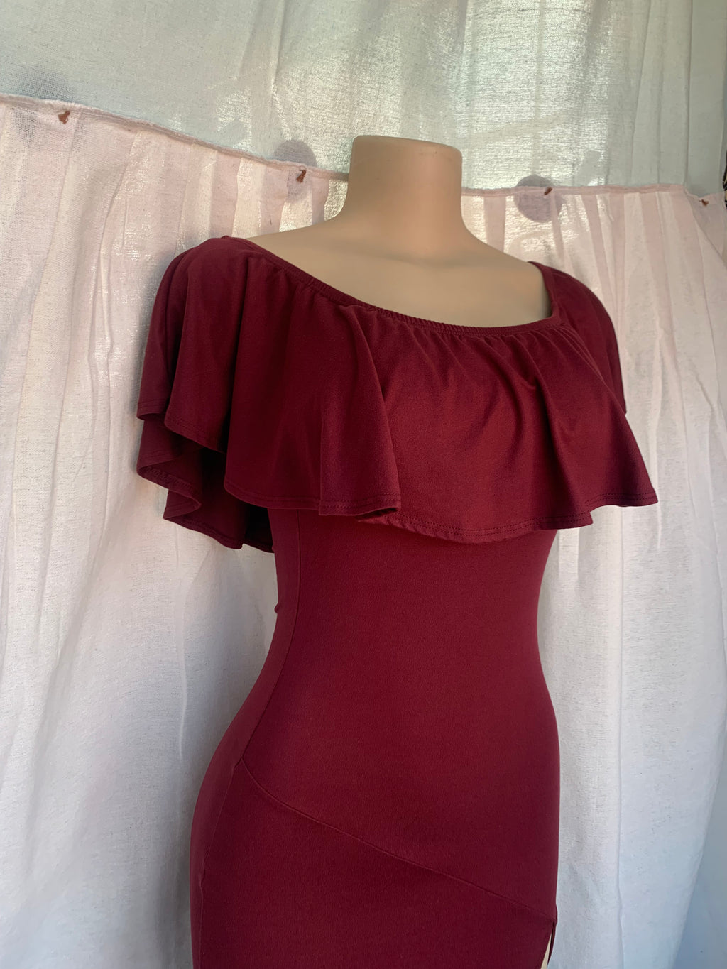 Burgundy off the shoulder date night maxi bodycon dress with leg slit /s