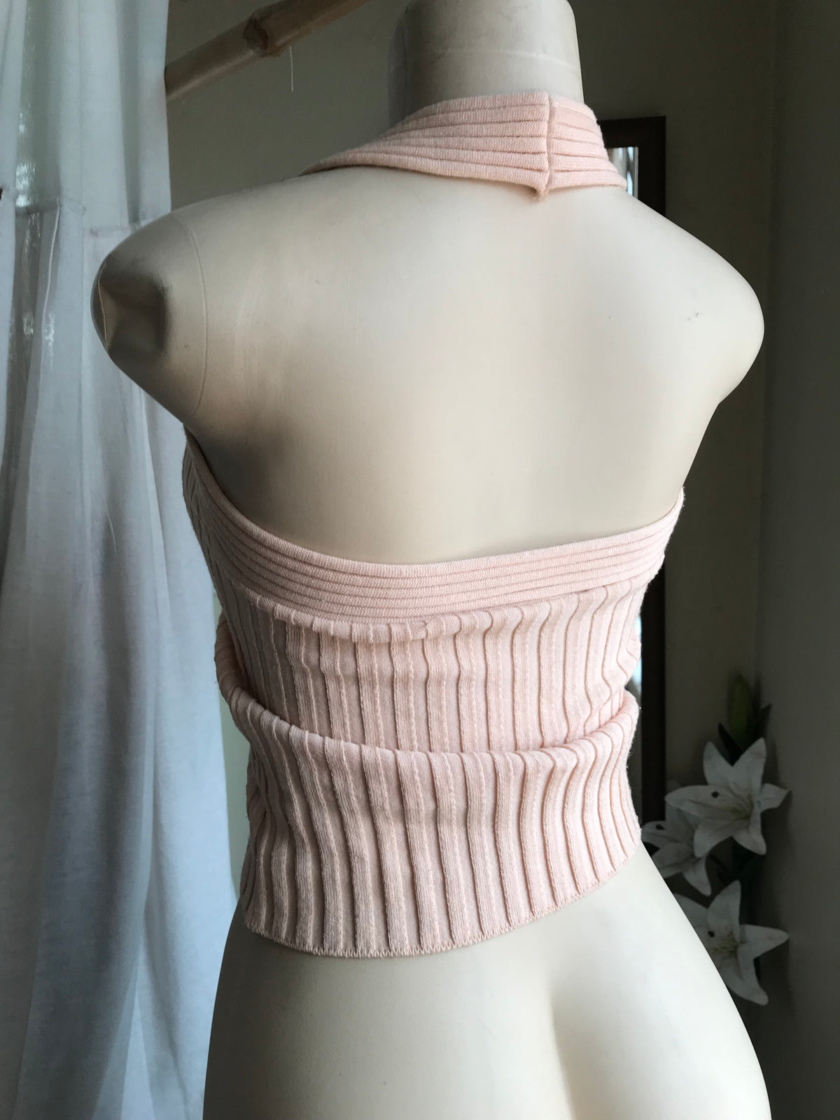 peach ribbed halter crop top ...m