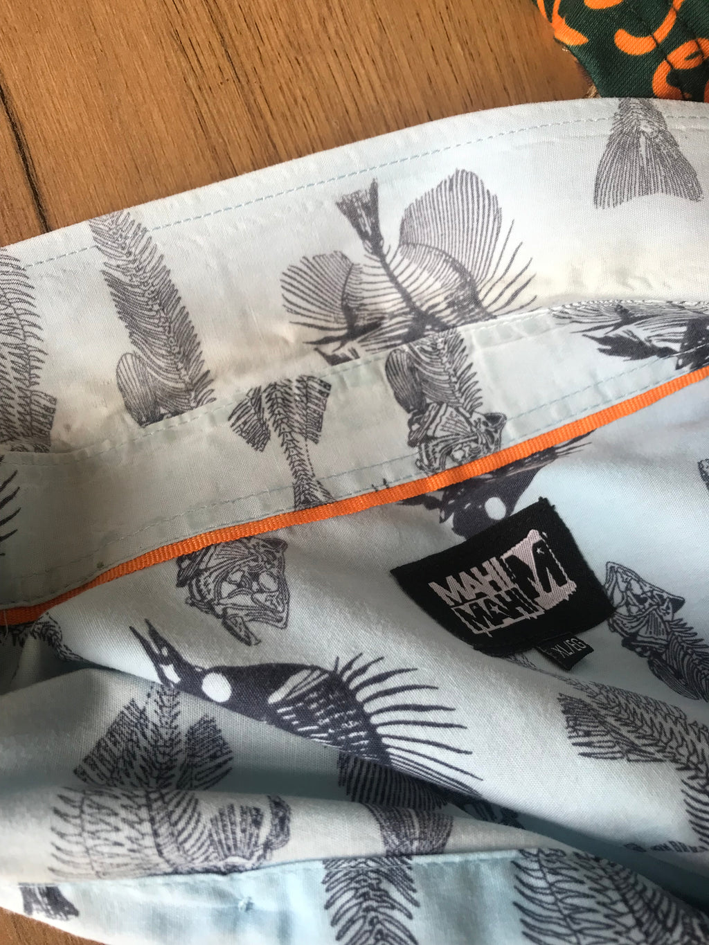 vintage mens blue fish printed shirt ... /xL