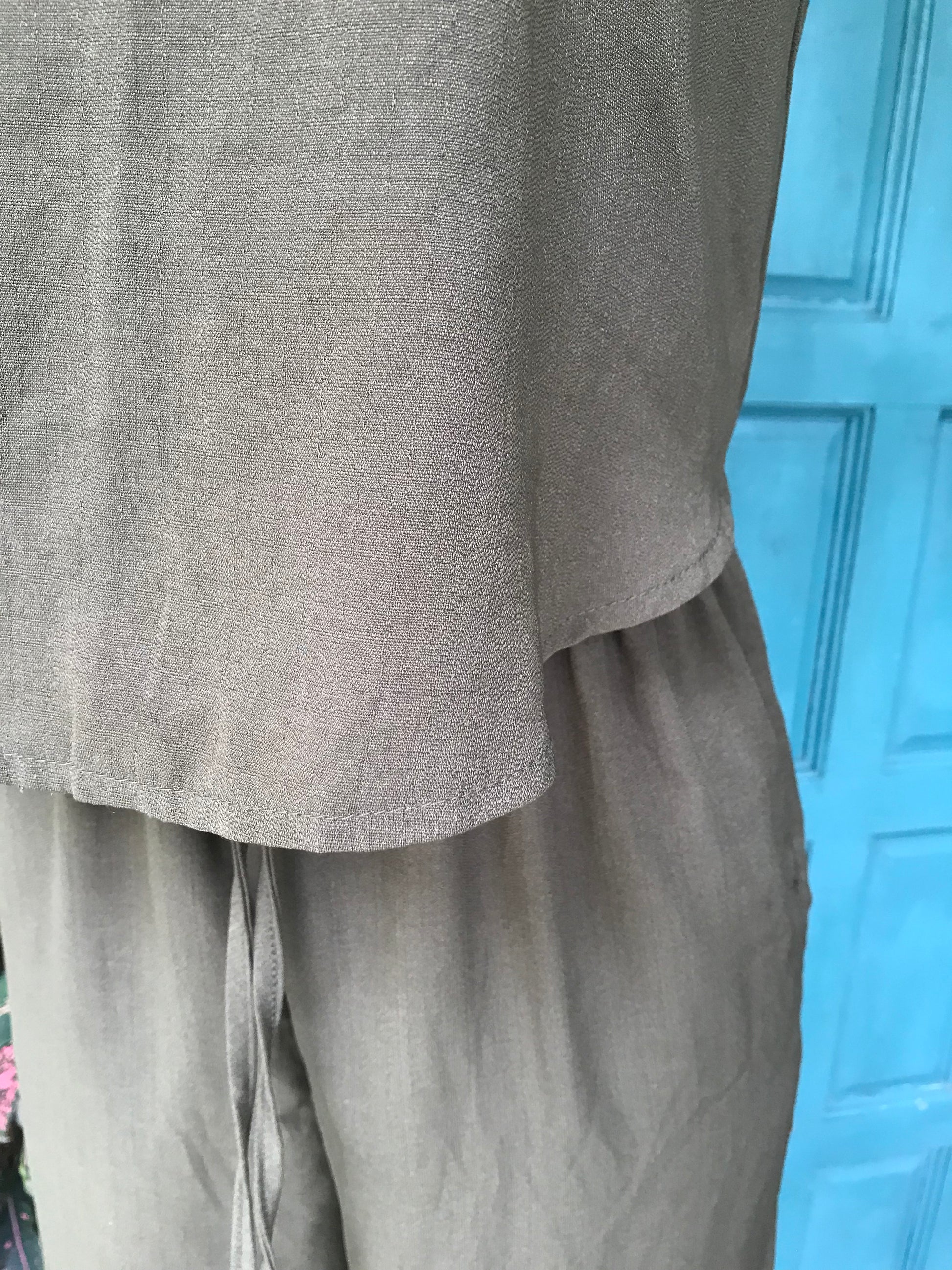 Army green jumpsuit ~~~S-M