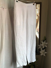 Load image into Gallery viewer, Courtney Washington White linen pants ::: S &amp; /XS,,,
