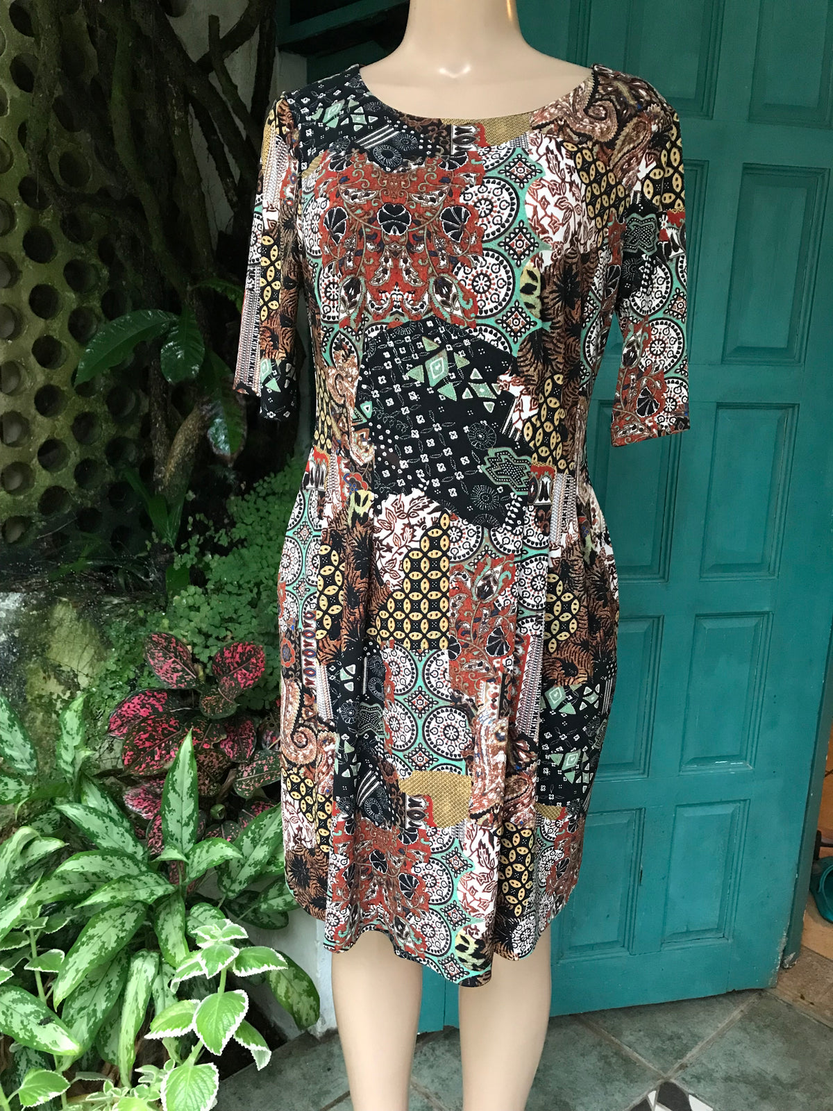 brown stretchy print dress mid sleeve pockets m