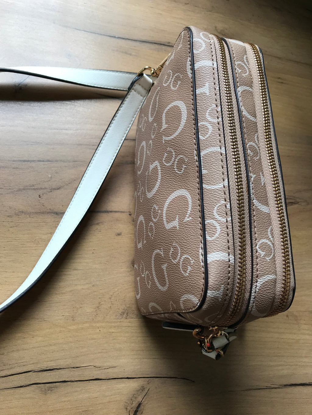 Guess Factory crossbody beige bag *** new