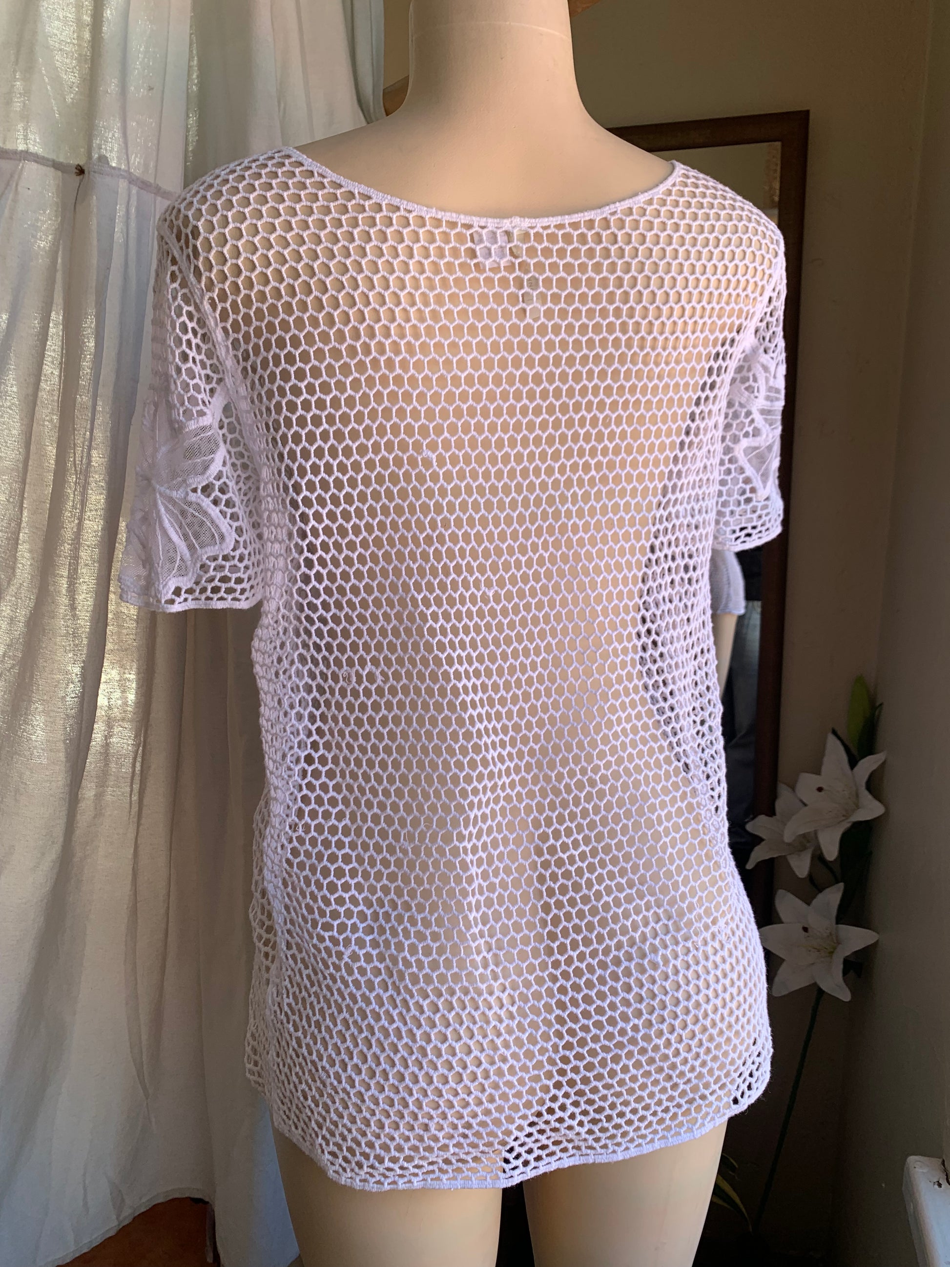 100% Cotton vintage white mesh crotchet top … fits up to /XL ,,,