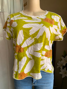 Anthropologie Floral distressed tee … s/m