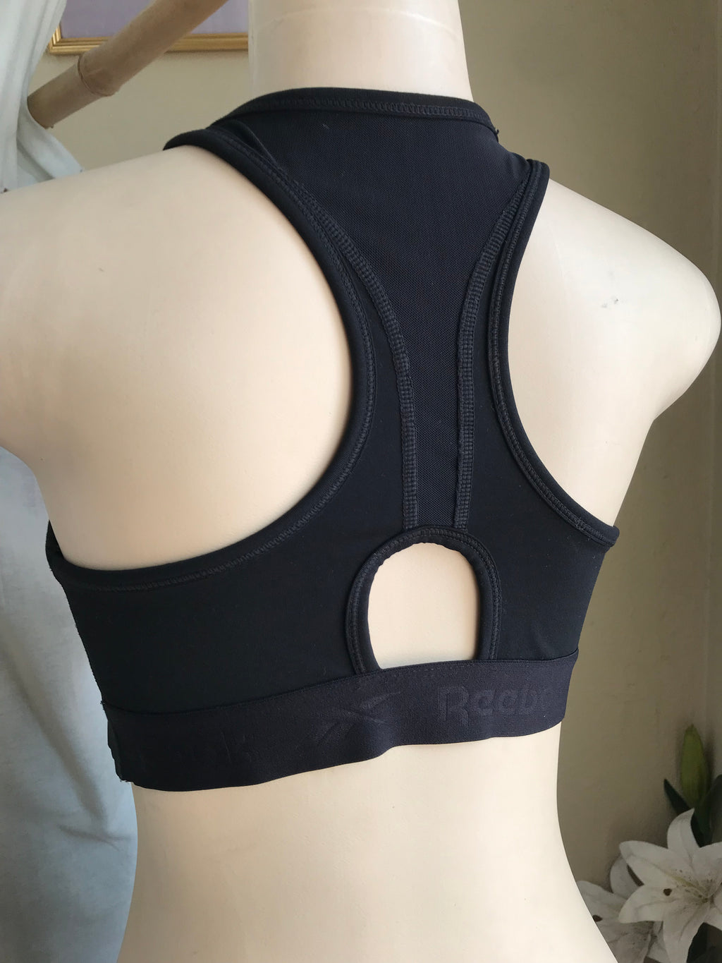 black reebok exercise crop top... m