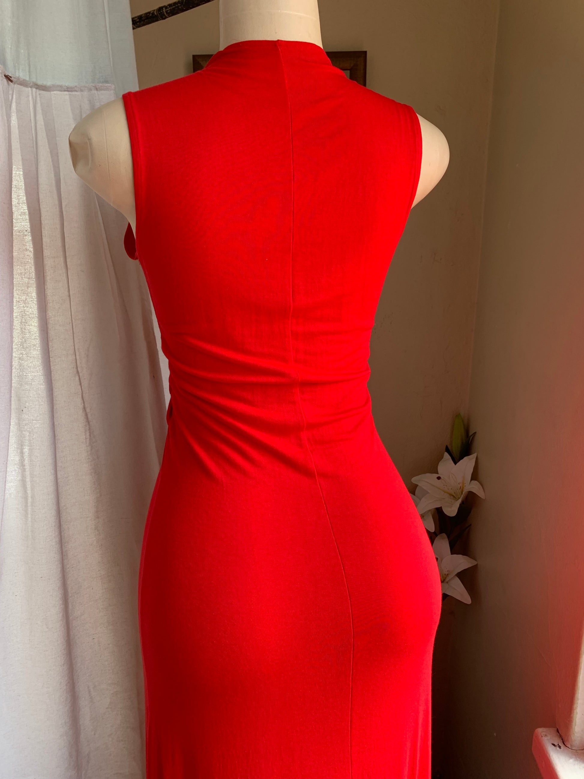 Cherry red maxi dress with black buckle . M