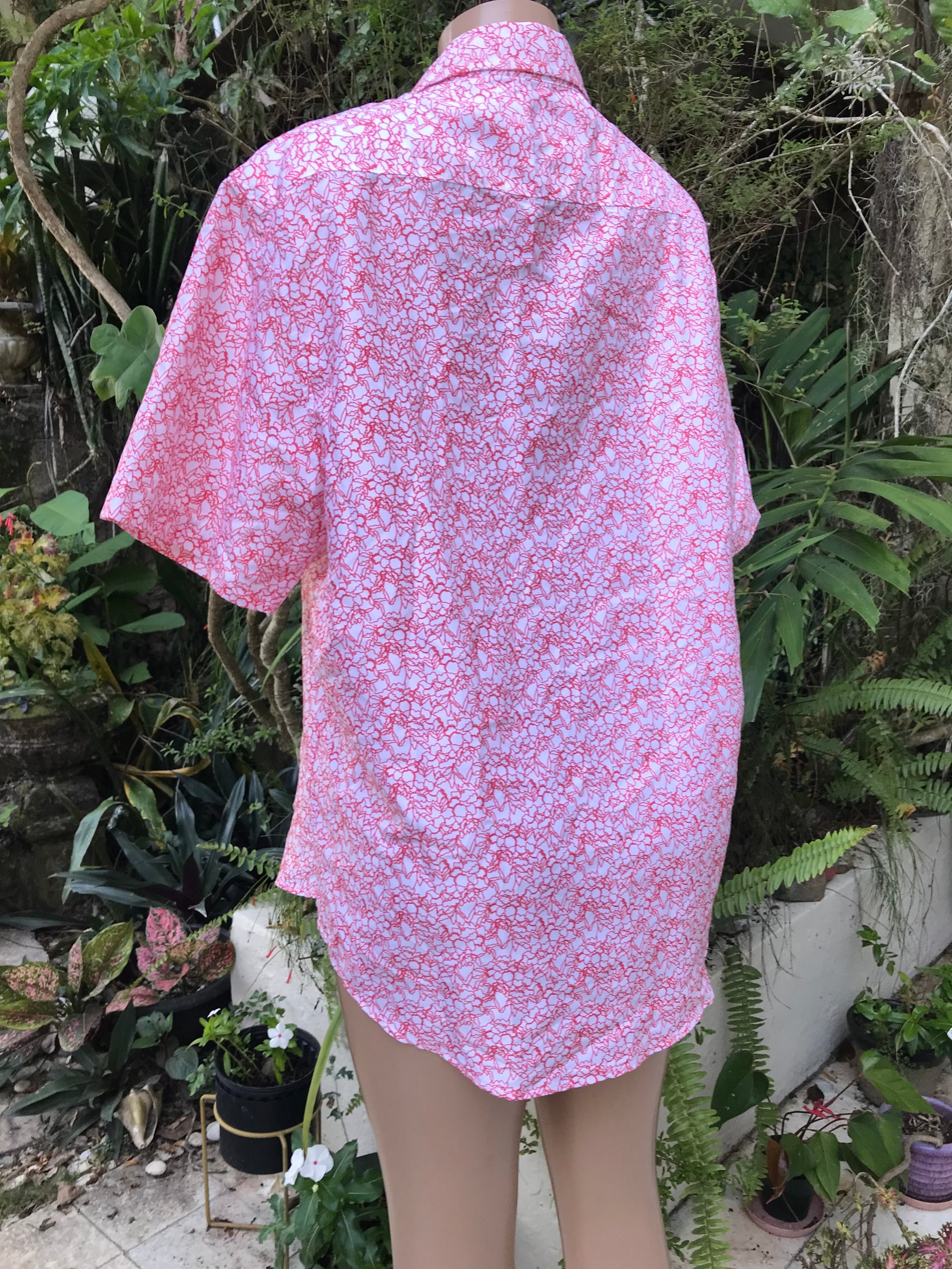 Mens red floral print shirt new... XL