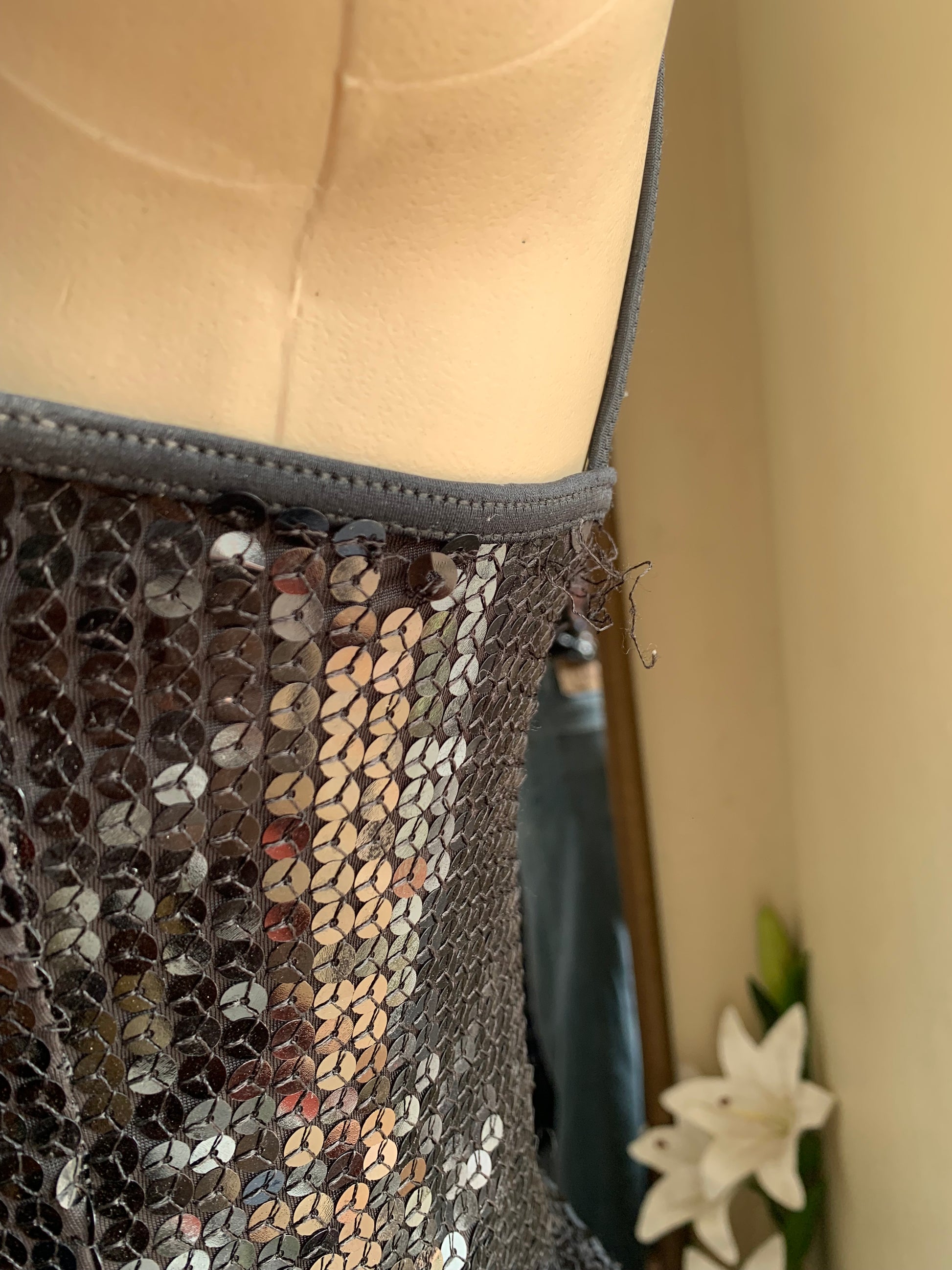 black sequin spaghetti top … M