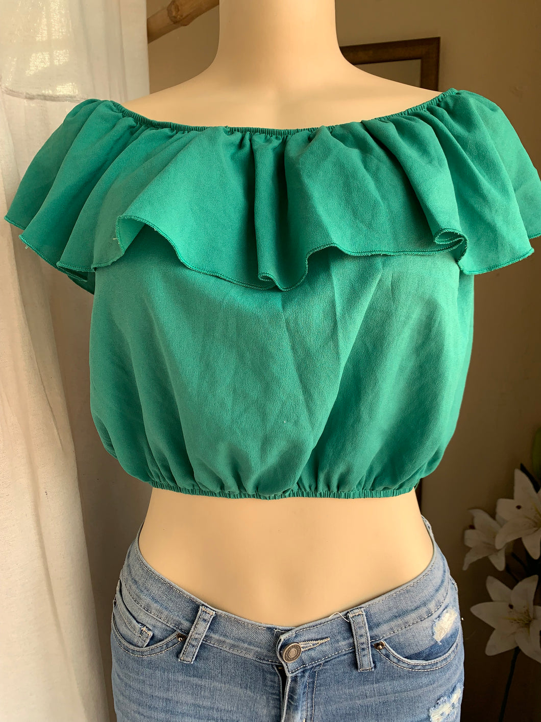 Green off the shoulder crop top with ruffle neckline … M