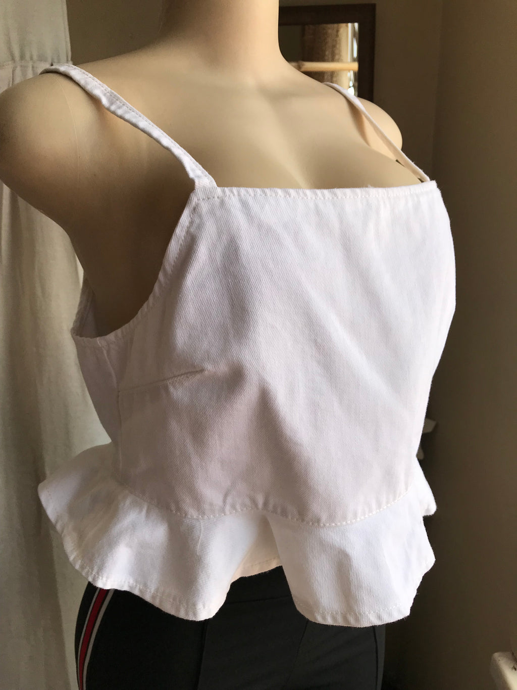 white denim flare crop zip back ,,, L...