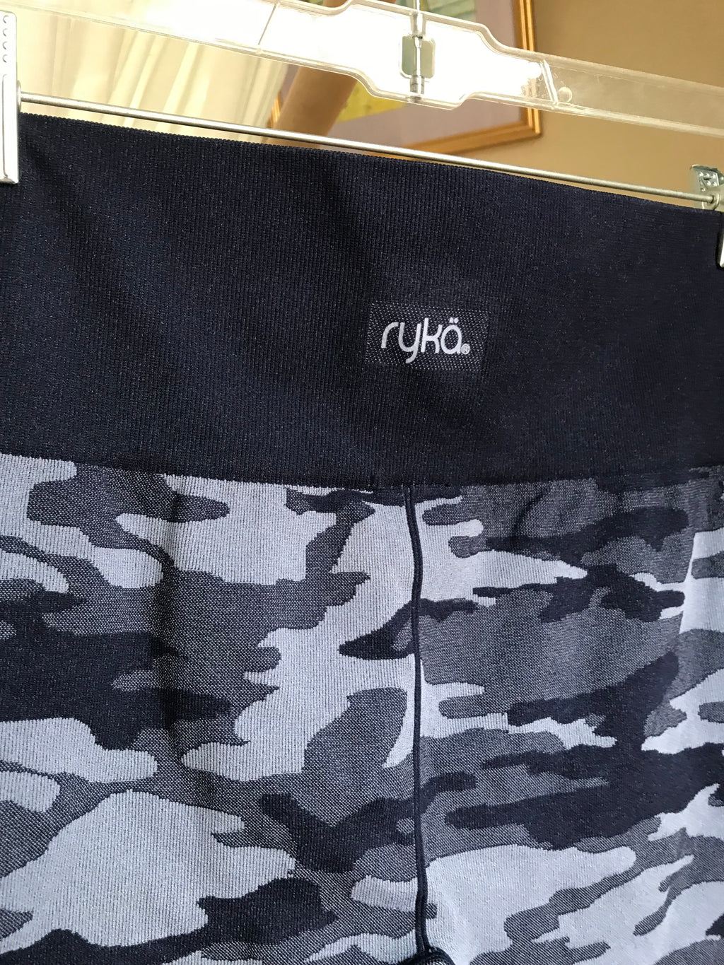 blue grey camouflage exercise shorts /xl