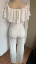 Load image into Gallery viewer, White statement off the shoulder jumpsuit /slll
