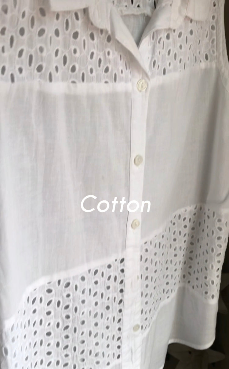White cotton Eyelet Sleeveless button shirt ... m/L