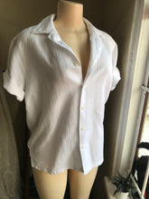 Load image into Gallery viewer, Men&#39;s white linen blend button shirt
