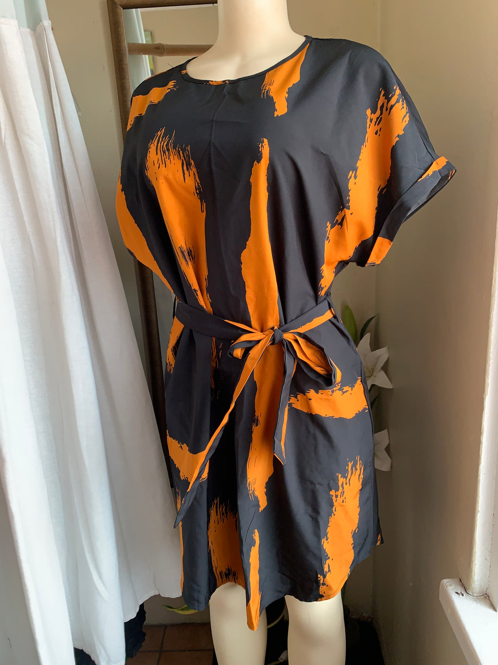 Orange+Black shirt dress L/XL