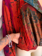 Load image into Gallery viewer, Vintage multicoloured jacket with collar and detailed buttons ^^^ s &gt;&gt;&gt;
