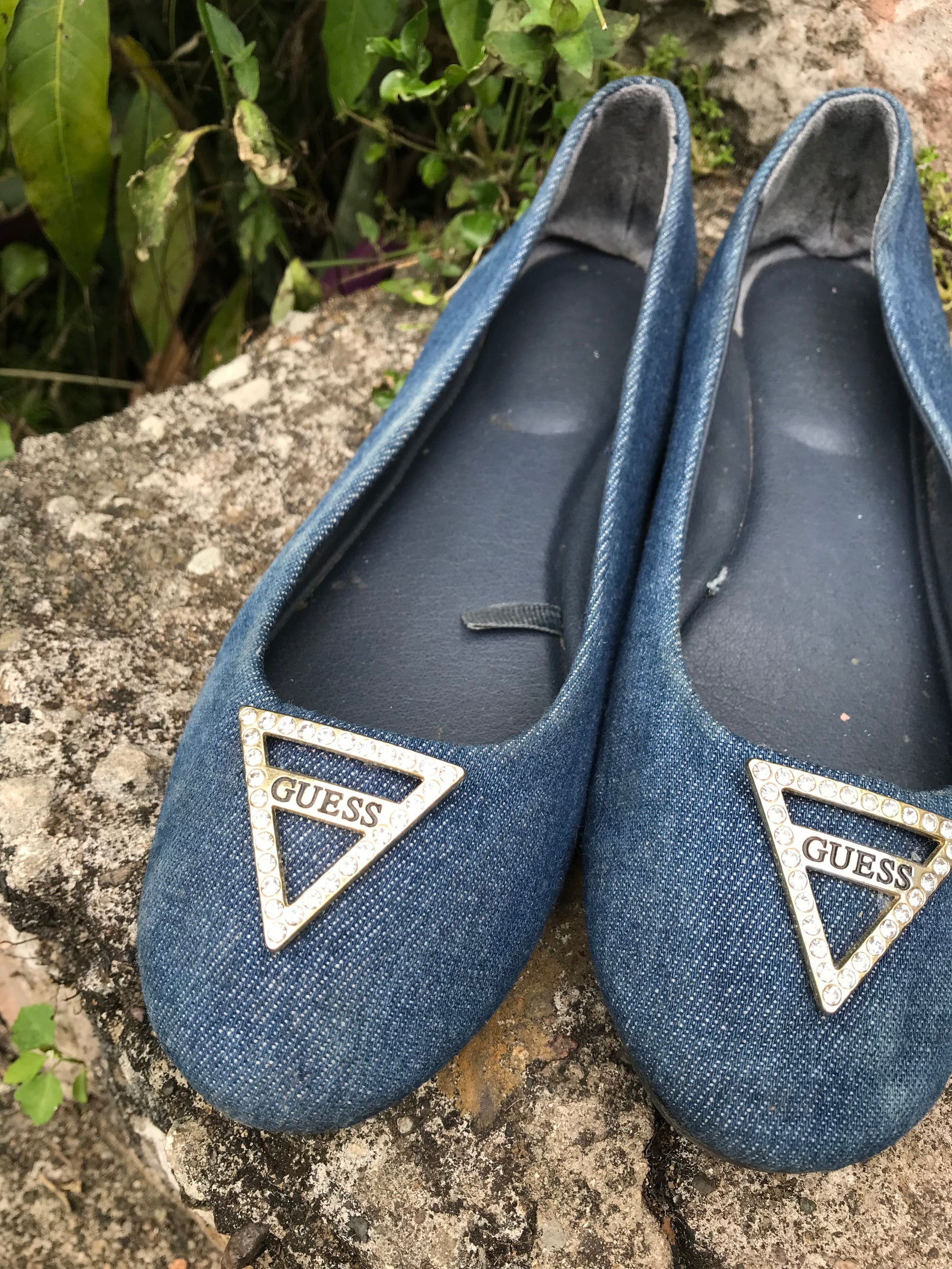 Guess Blue flats  /// size 8
