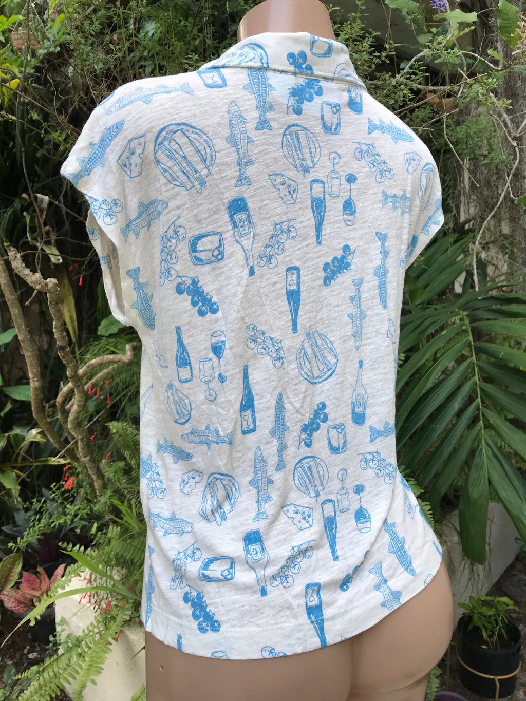 Vintage Wine & Cheese Print Organic Collared Tee Blue White,,, S to M ...