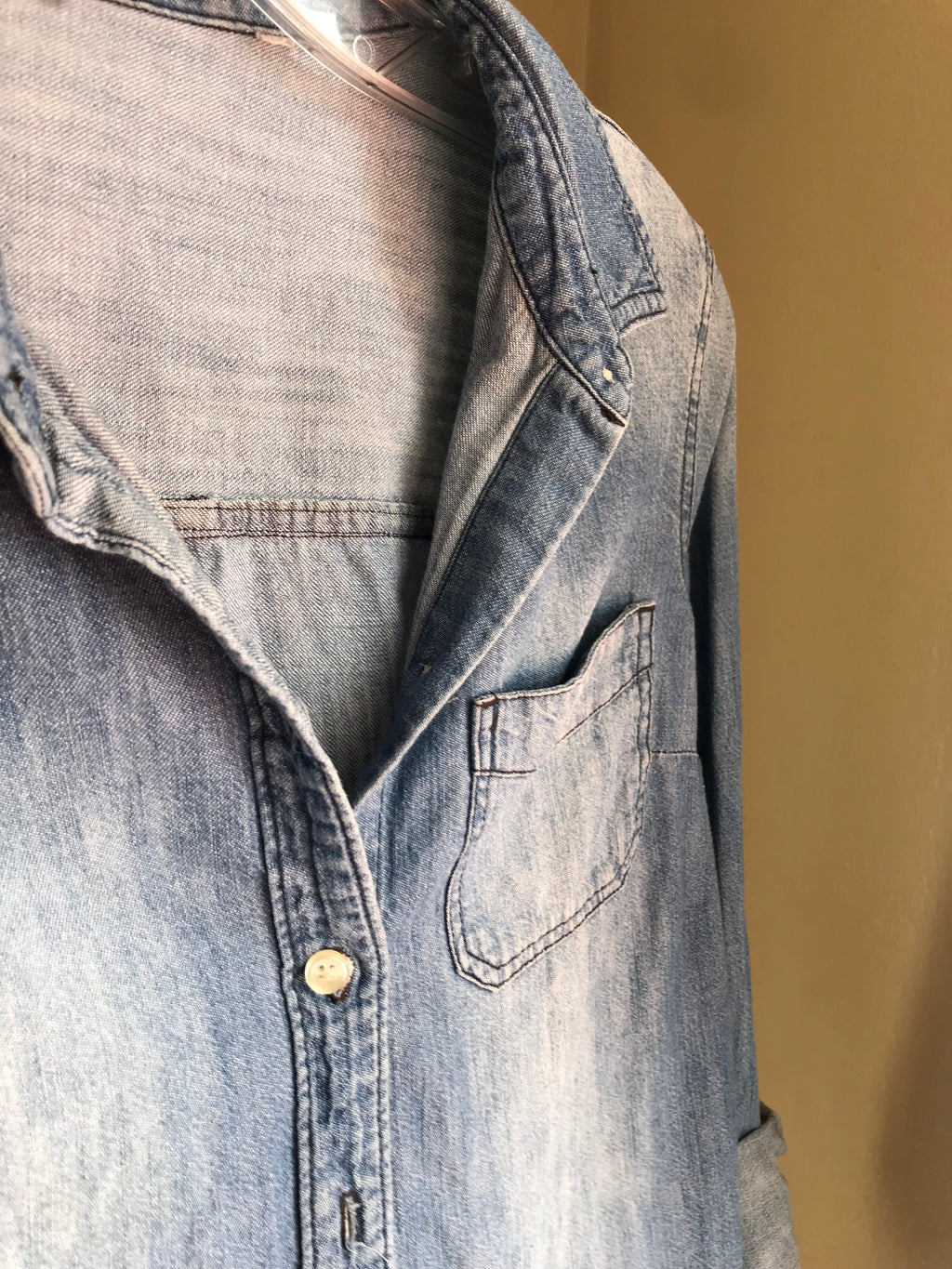 Denim light wash button shirt... S lll