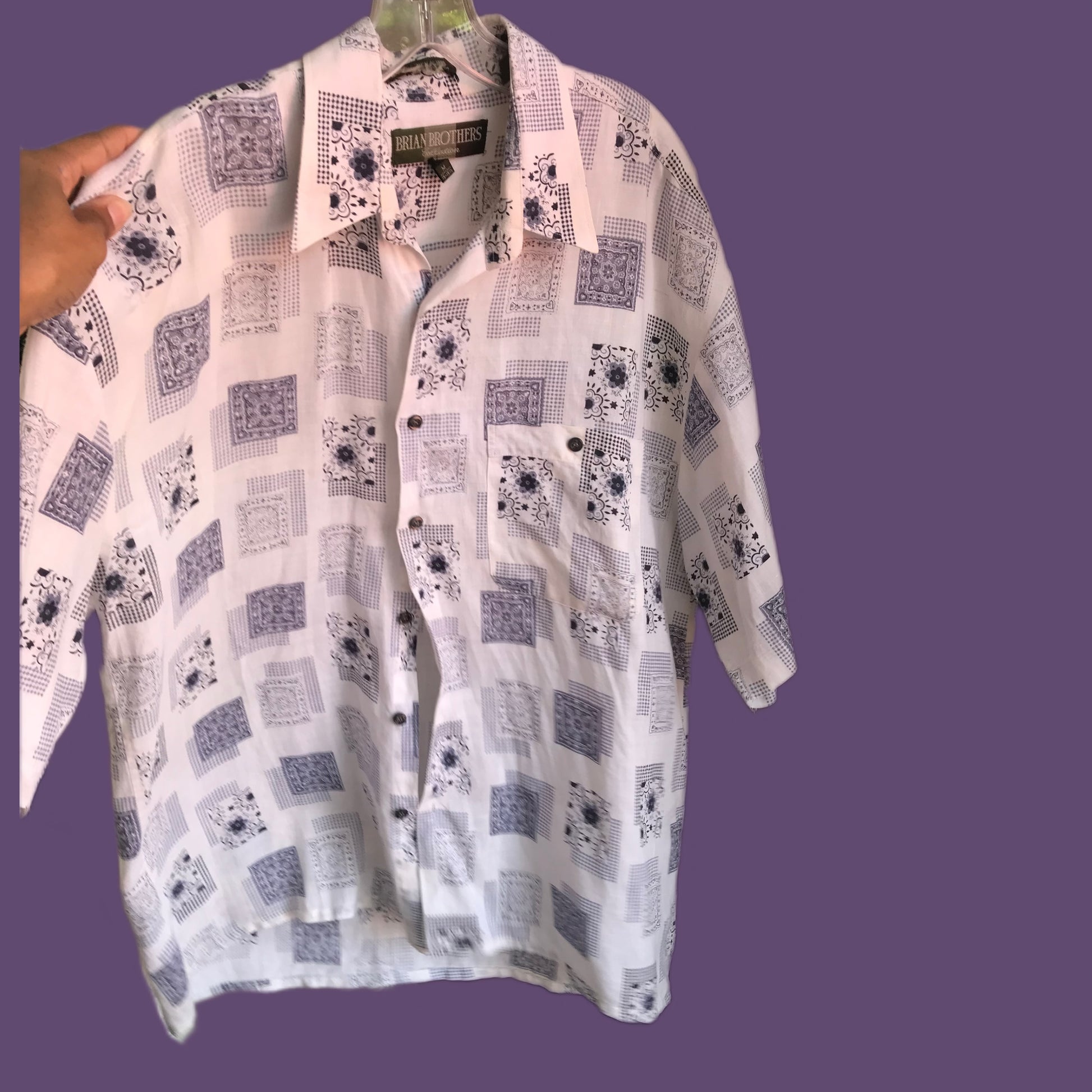 Vintage Mens linen white print shirt... M /XL ^^^
