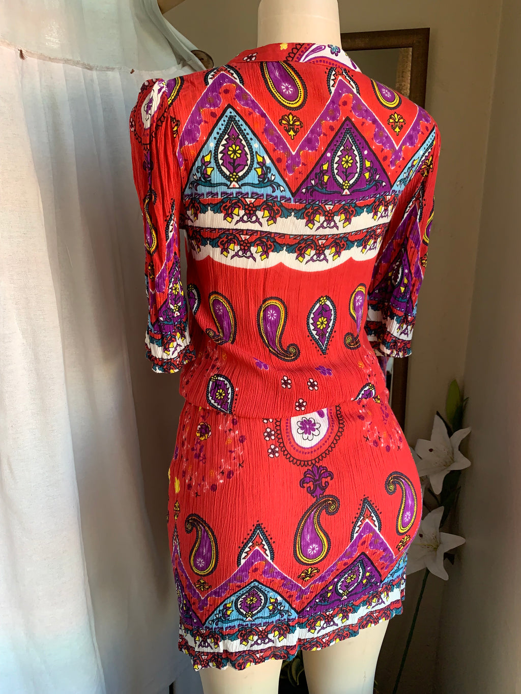 boho red crinkle Pattern shirt dress elastic waistband .M