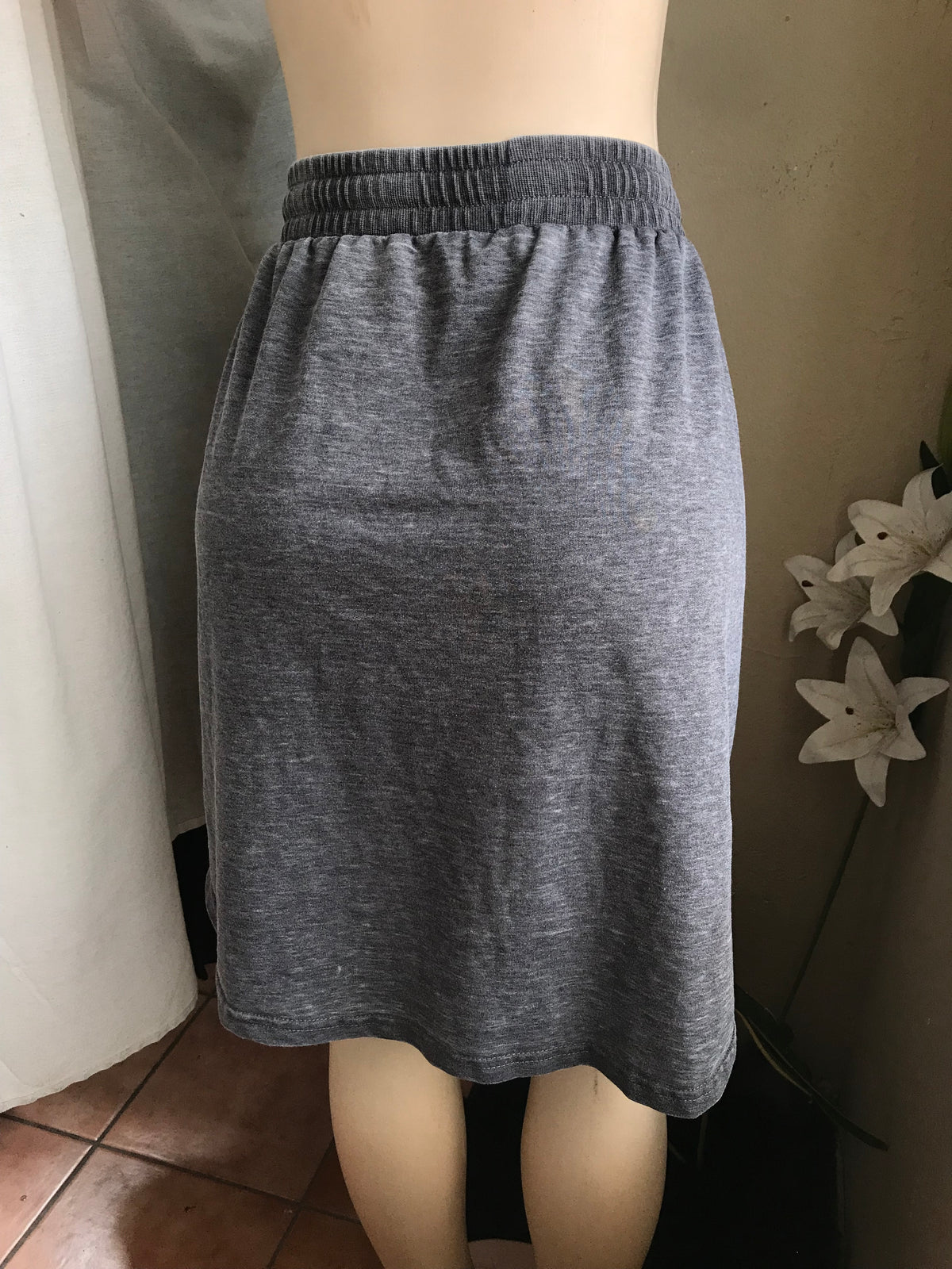 grey soft skirt draw string /xl