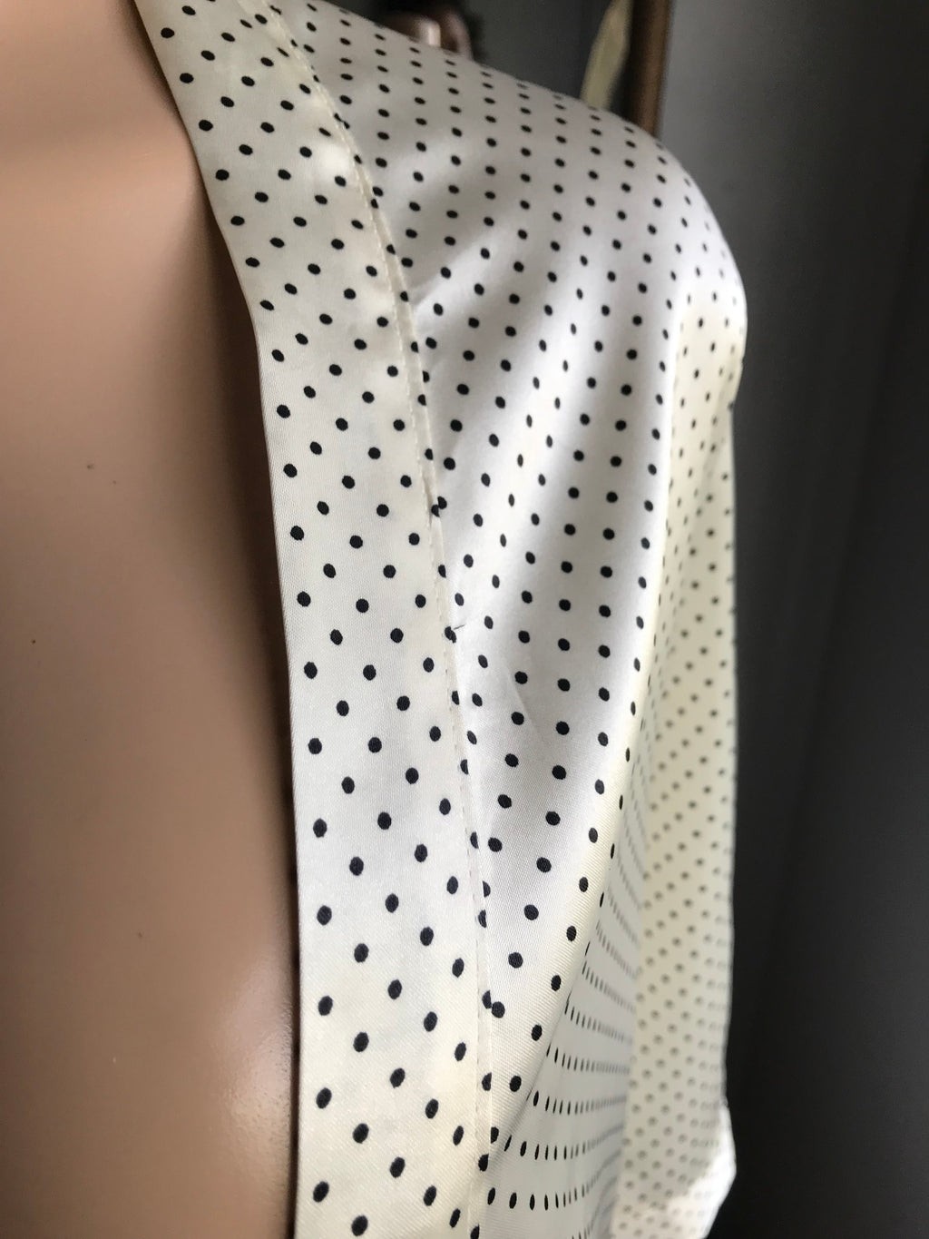 Fine polka dot silky robe ... xs/ to m