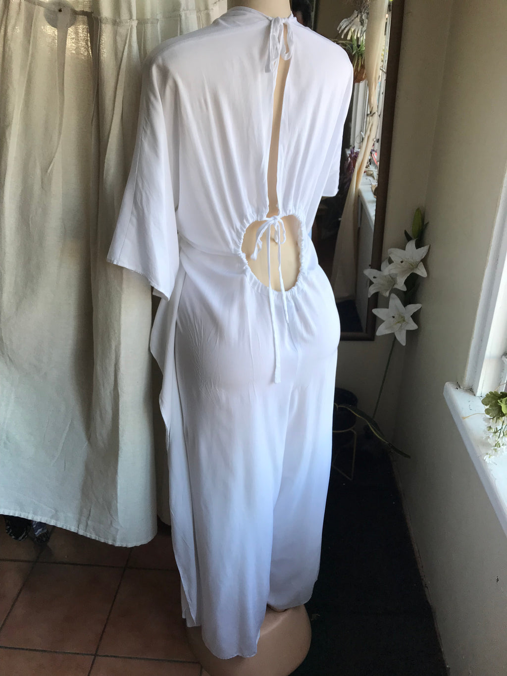 Kimmysticclo white cutout jumpsuit kimono style