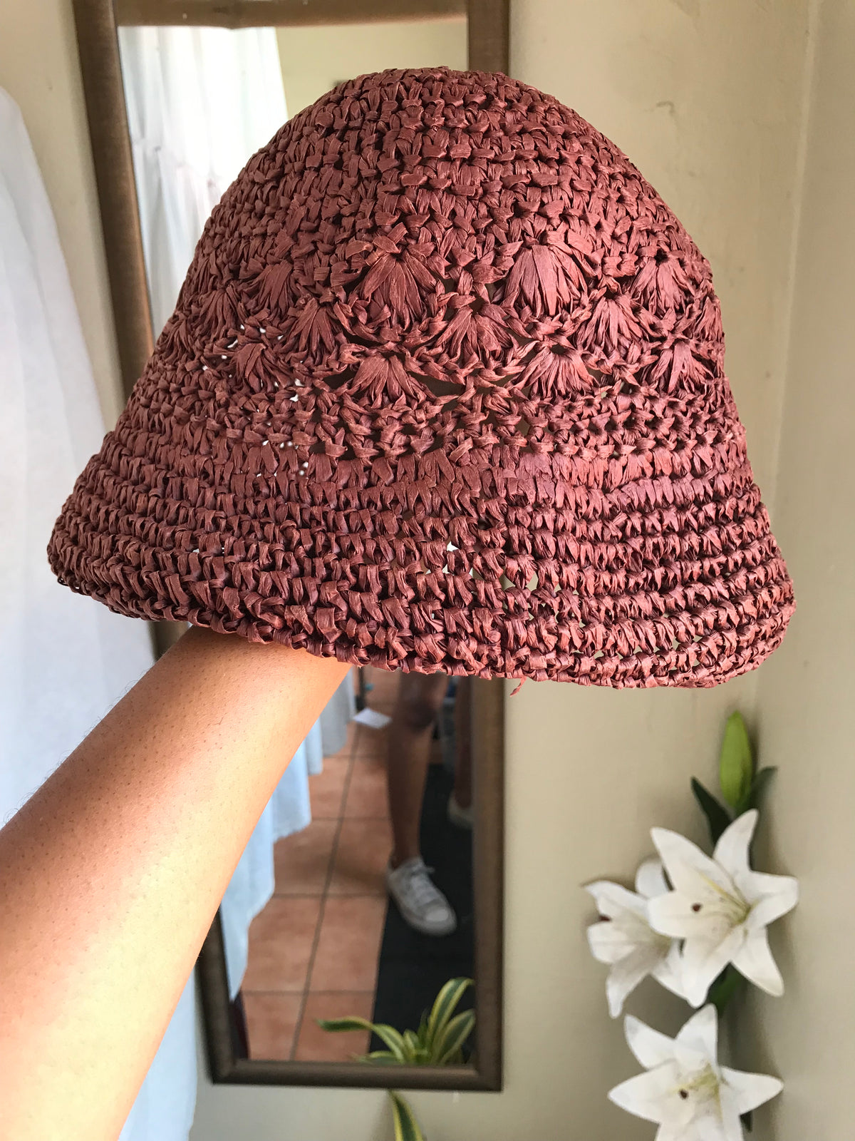 Vintage chocolate brown woven bucket hat ^^^