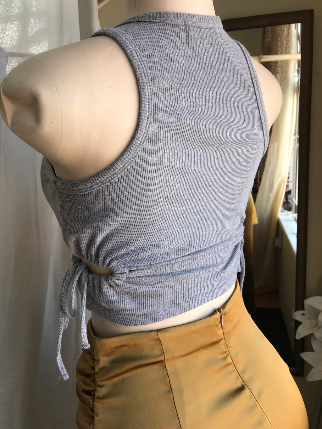 Grey ribbed crop top side cutouts ruche... S