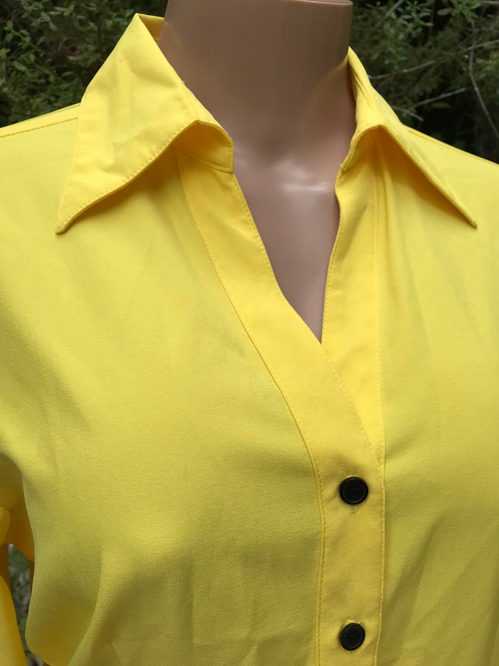 yellow button long sleeve work shirt  ... s/m