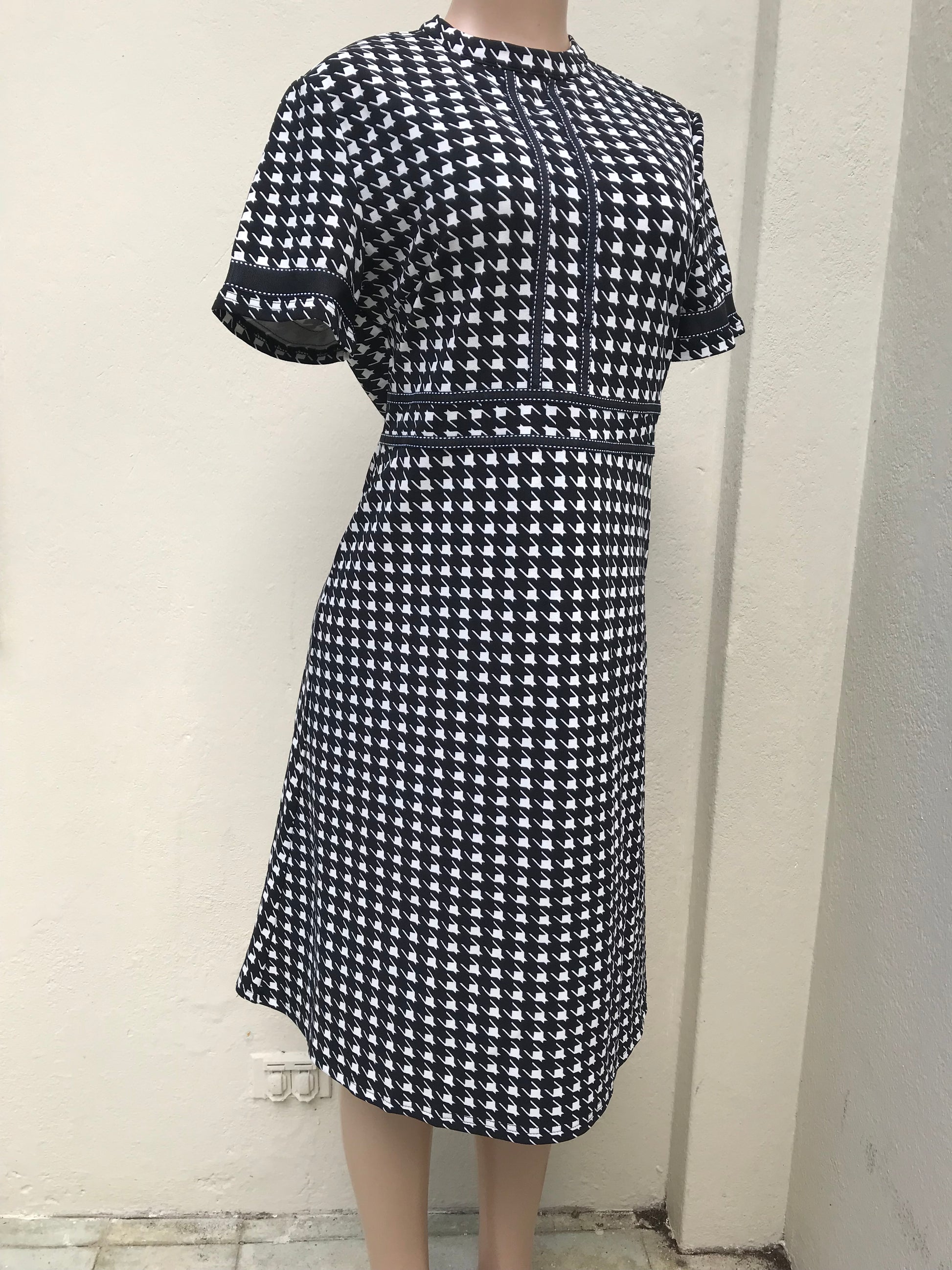 B&W houndstooth print professional dress L/XL / US12